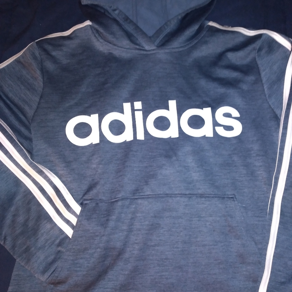 Adidas Sweatshirt